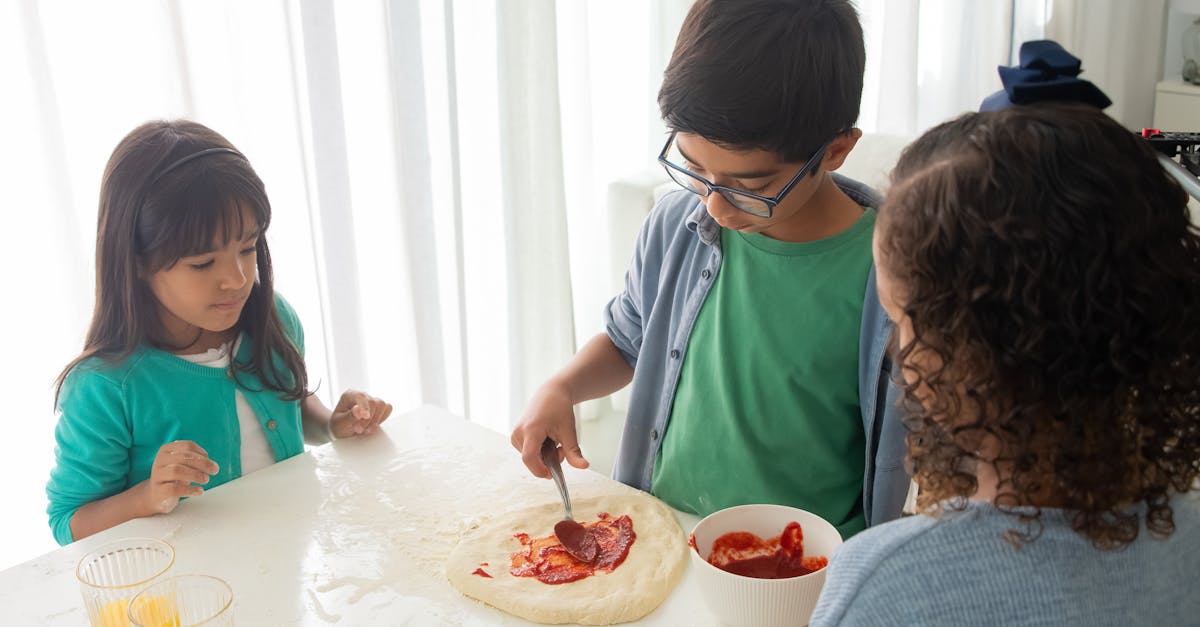 Hoe maak je zelf een heerlijke pizza thuis?