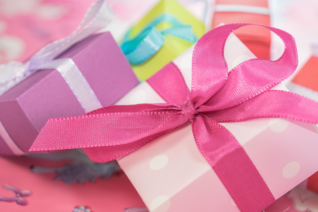 Wat zijn betaalbare Sinterklaas cadeautjes voor in de schoen?