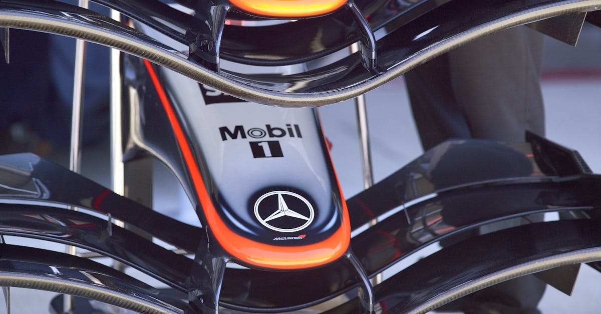 Hoe beïnvloedt de voorvleugel de downforce van een F1?