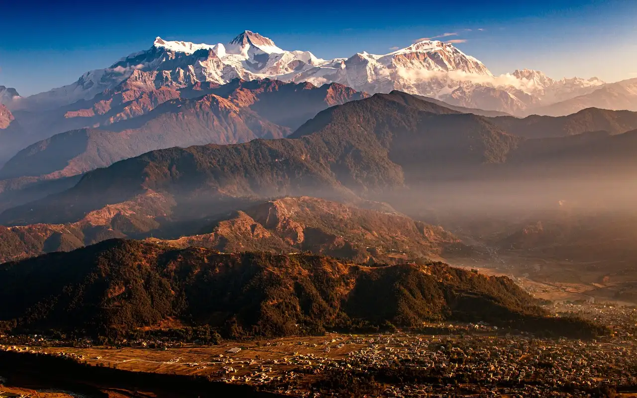 Wat is de beknopte geschiedenis van Bhutan?