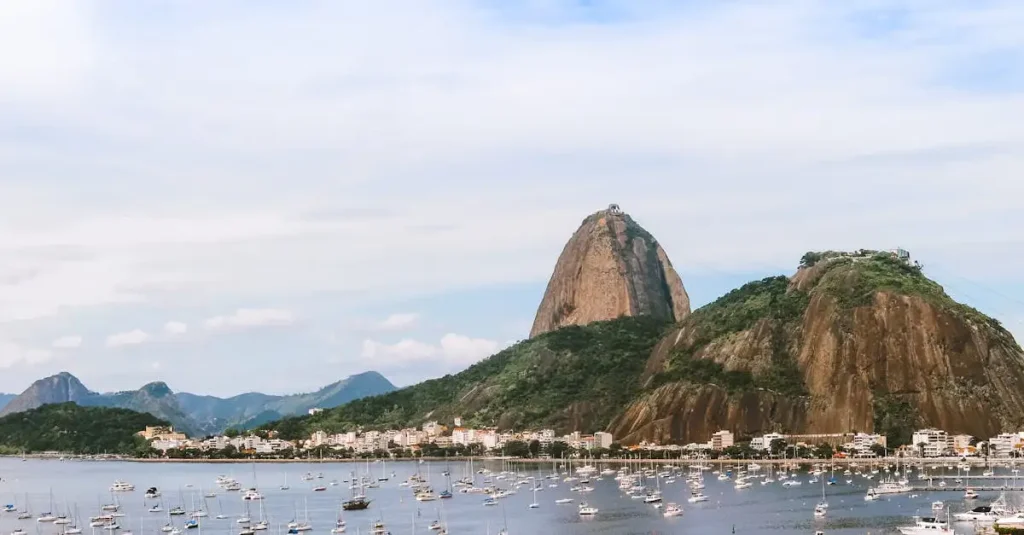 Welke stad stichtte Cabral in 1500 in Brazilië?