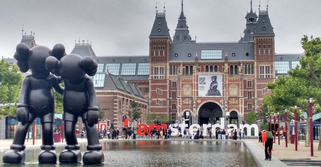 Wie heeft het Rijksmuseum in Amsterdam ontworpen?