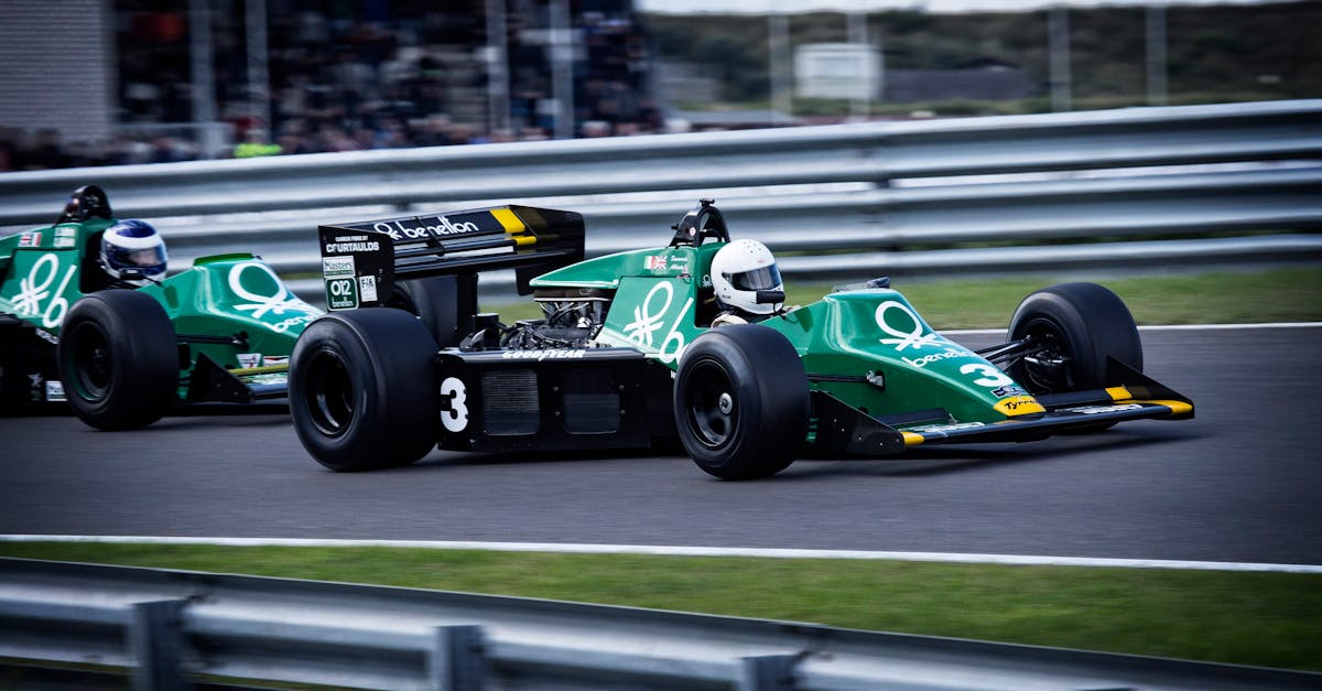 Wie was Sir Stirling Moss en waarom is hij beroemd?