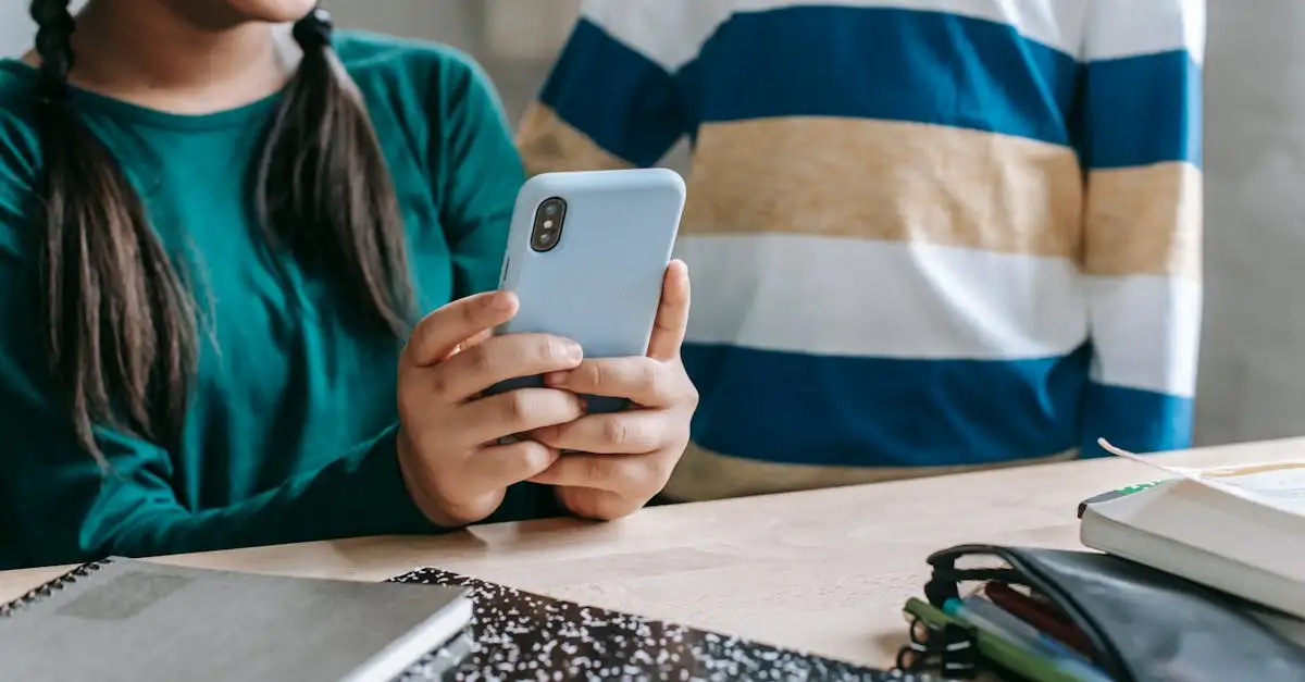 Hoe beïnvloeden sociale media het delen van educatieve content?