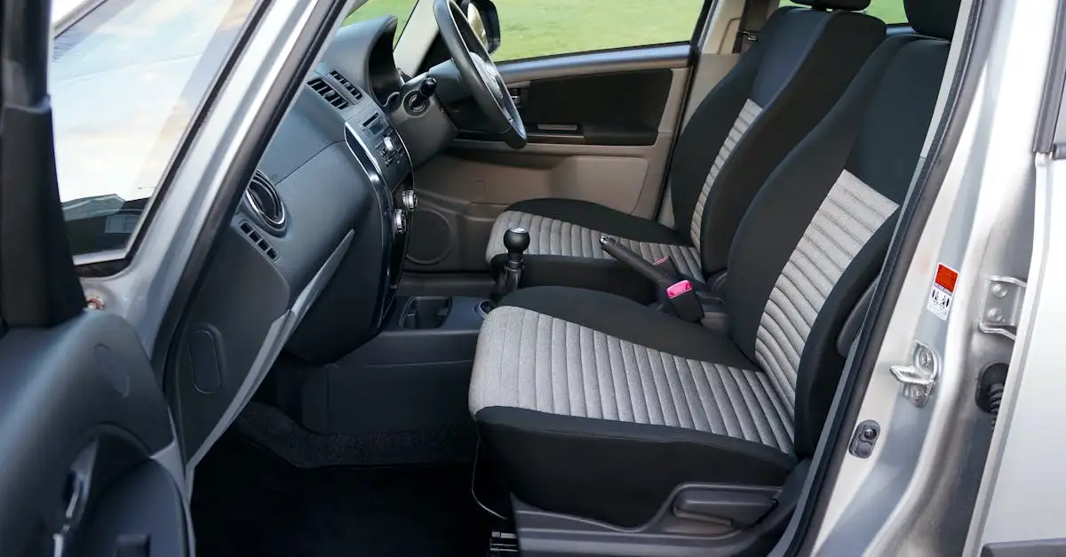 Hoe gebruik je scheerschuim voor vlekken op autostoelen?