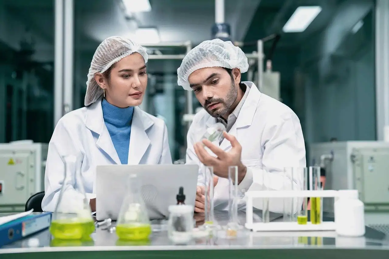 Hoe hebben klinische proeven medicatieveiligheid verbeterd?
