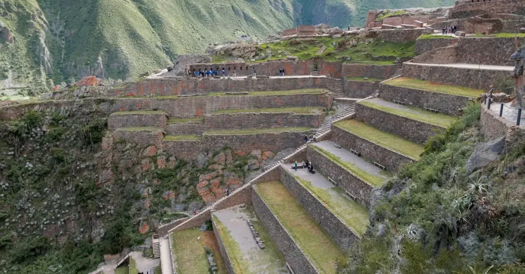 Wat gebeurde er met de Inca-elite na de Spaanse verovering?