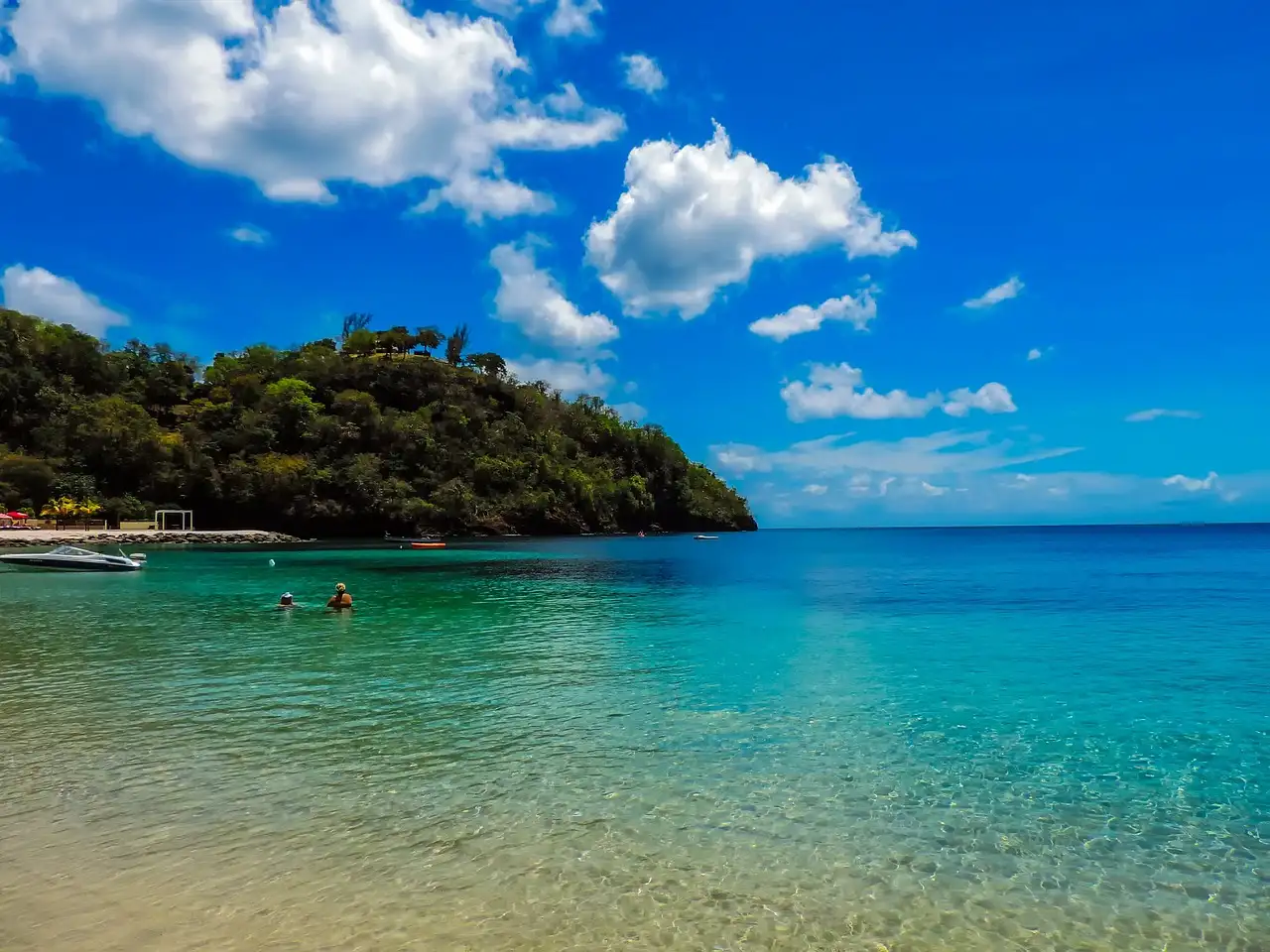 Wat is de beknopte geschiedenis van Saint Vincent en de Grenadines?