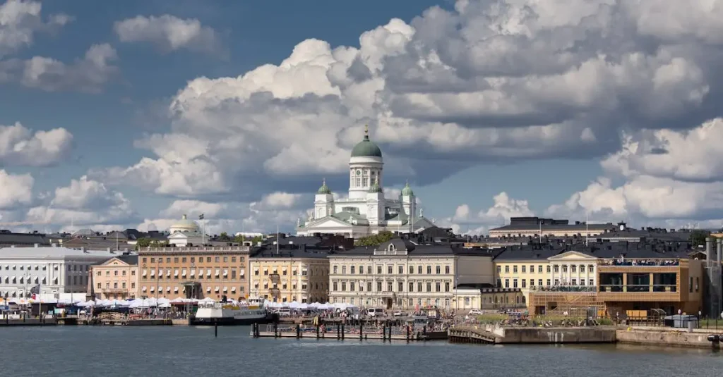 Wat is de hoofdstad van Finland en waarom juist die?