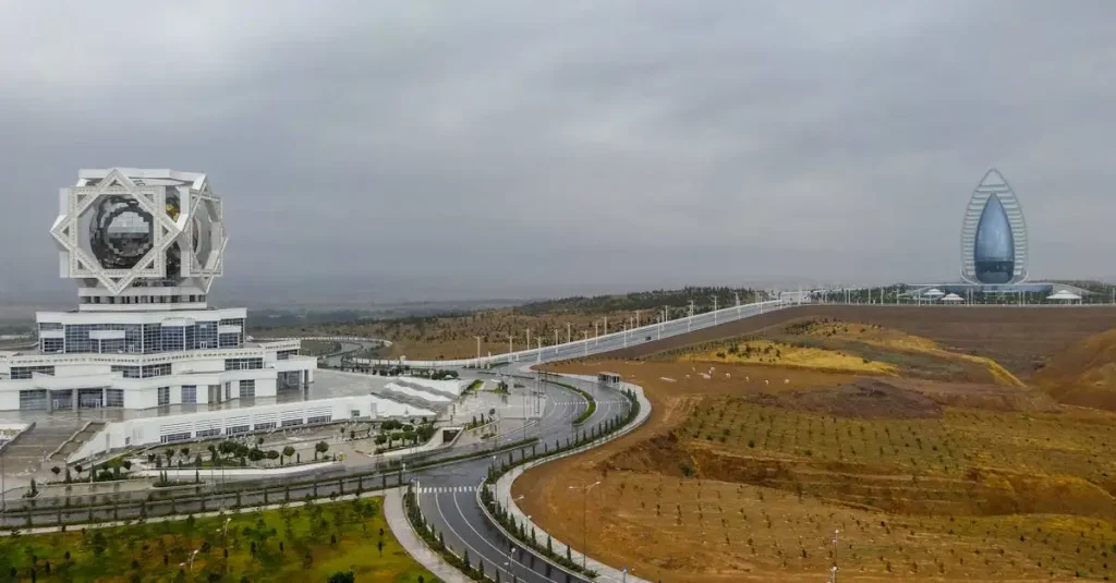Wat zijn de top 3 bezienswaardigheden in Turkmenistan?