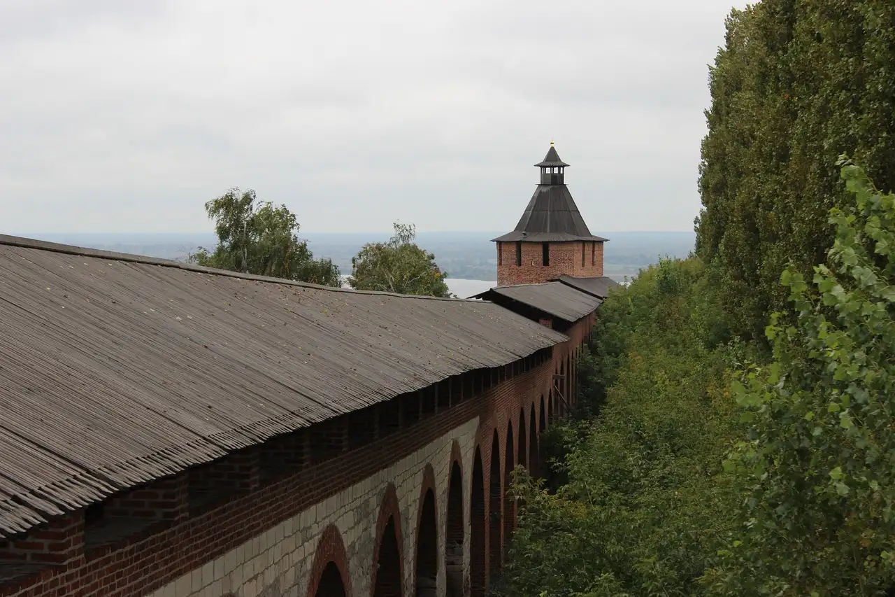Hoe beïnvloedde de splitsing van de christelijke kerk Kievan Rus?