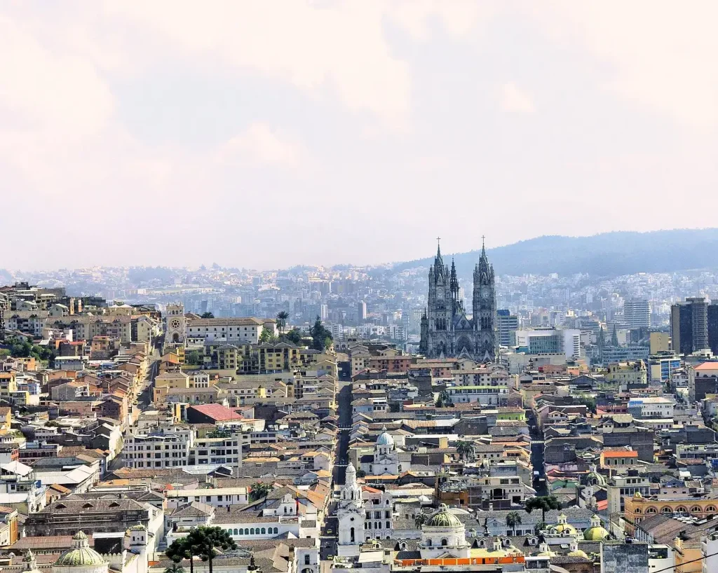 Waar bewonder je koloniale architectuur in Quito, Ecuador?