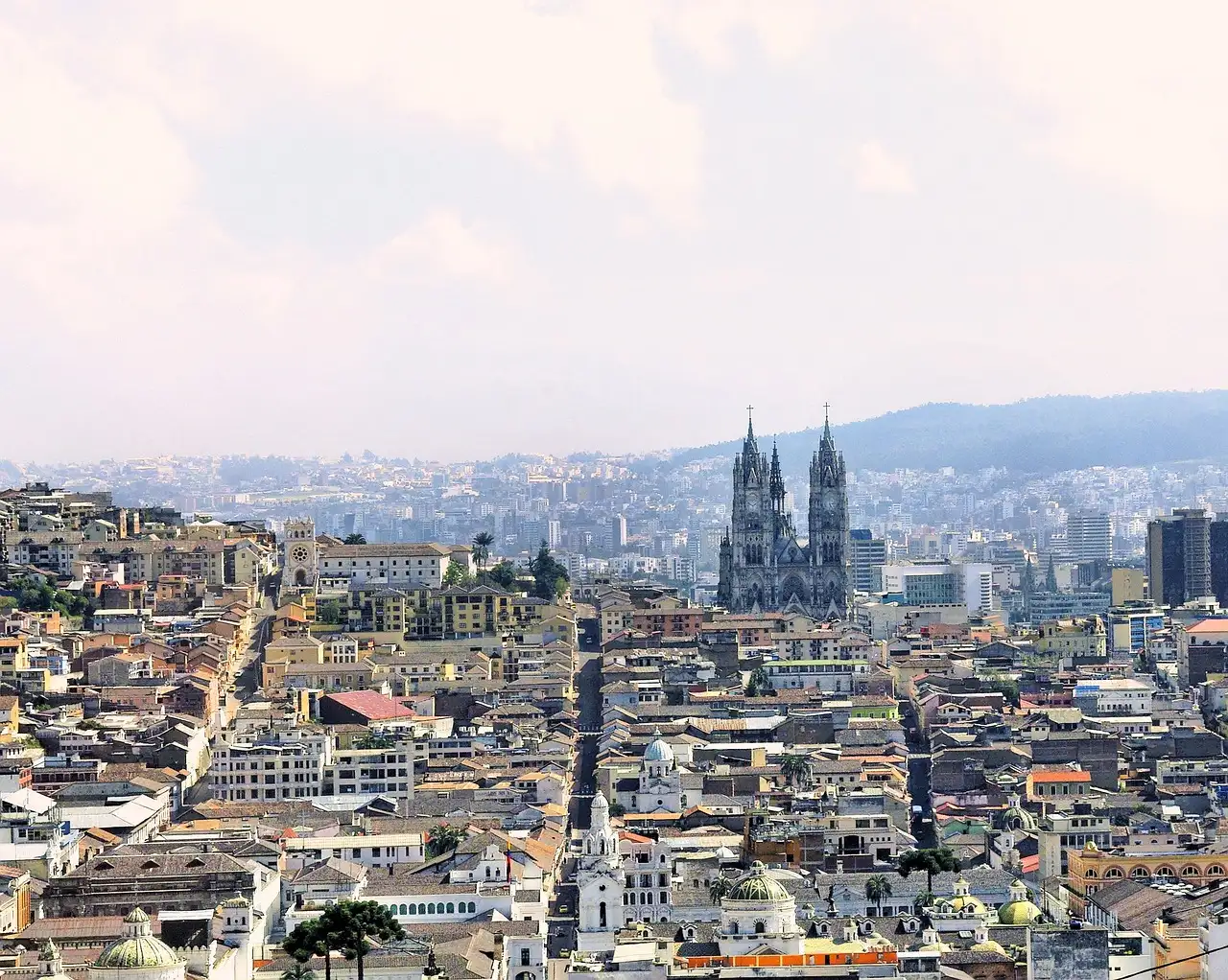 Waar bewonder je koloniale architectuur in Quito, Ecuador?