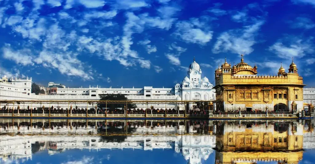 Waarom is de Gouden Tempel in Amritsar zo uniek?