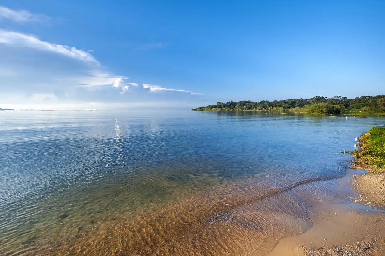 Waarom is Lake Victoria zo bijzonder als grootste meer van Afrika?