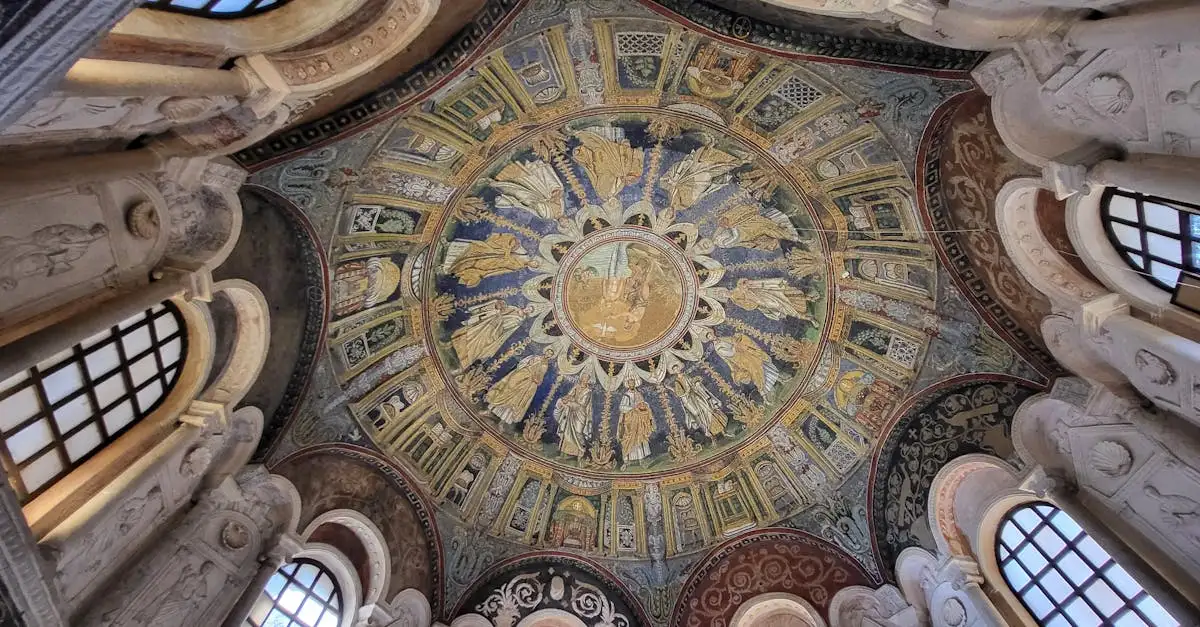 Waarom is Ravenna beroemd om zijn mozaïeken in Italië?