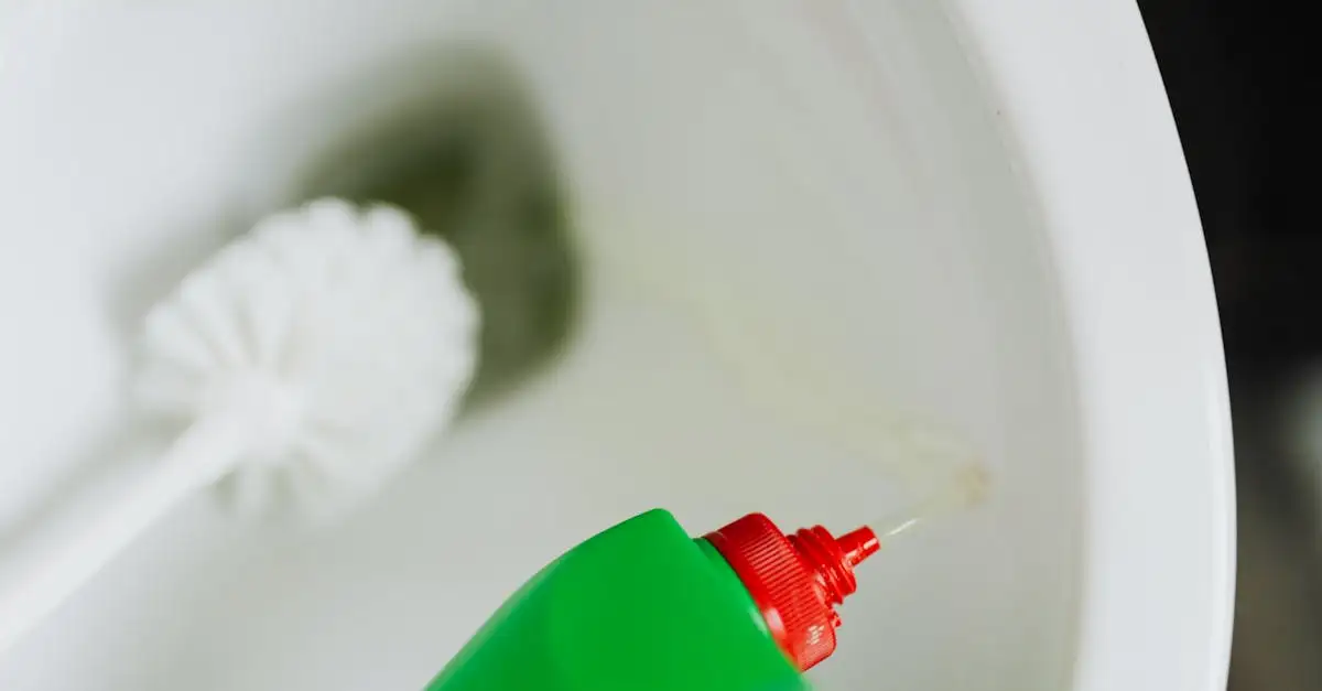 Wat doet groene zeep voor het verwijderen van vetvlekken?