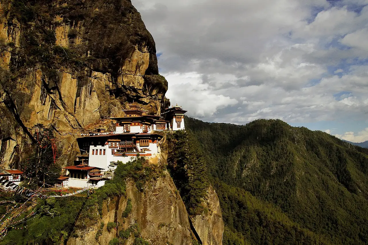 Wat is de hoofdstad van Bhutan en waarom juist die?