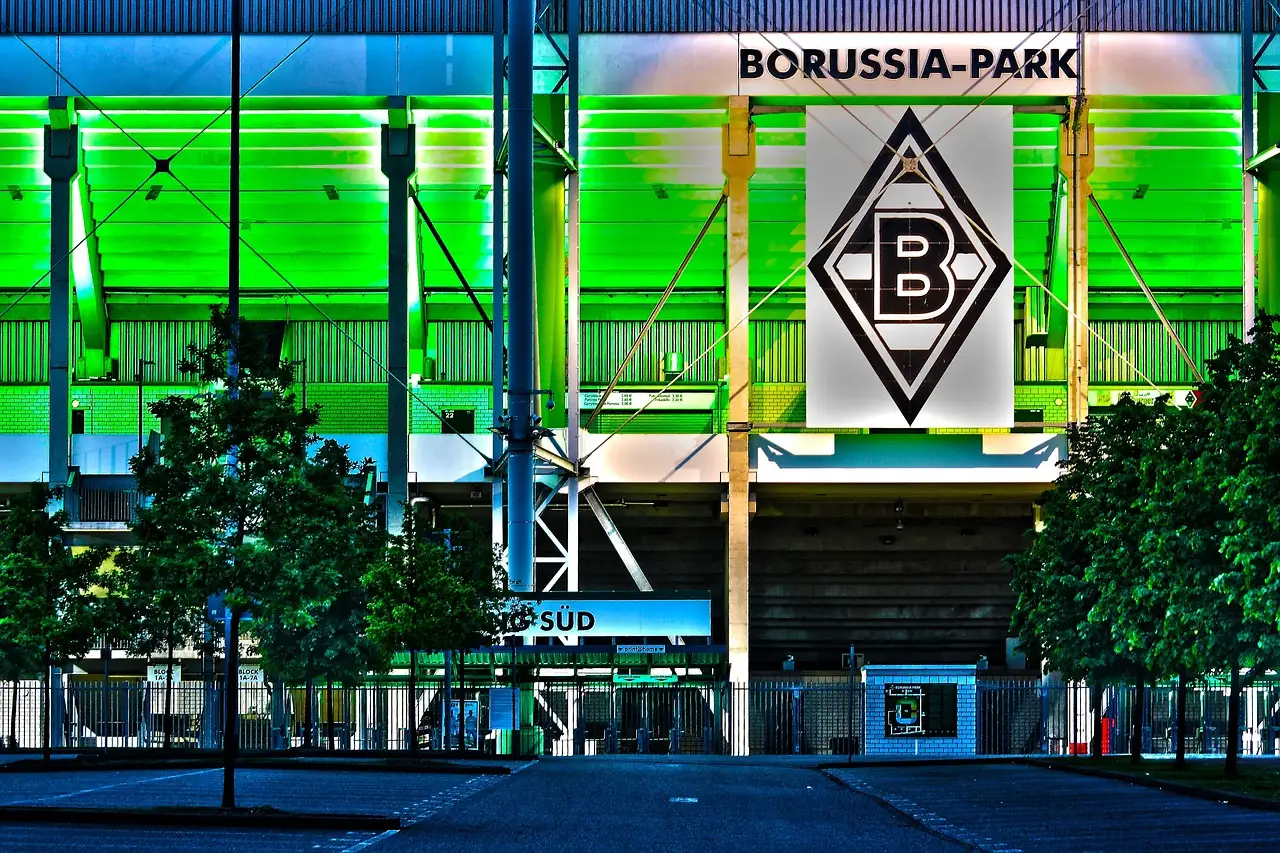 Wat is de naam van het stadion van Borussia Mönchengladbach?