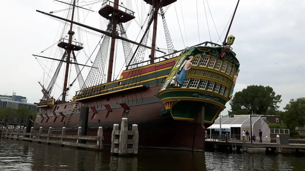 Wat was de naam van het VOC-fort op Ambon?