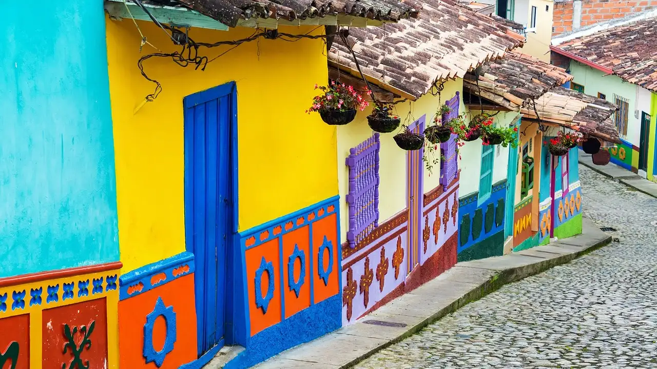 Welke stad in Colombia is de stad van de eeuwige lente?