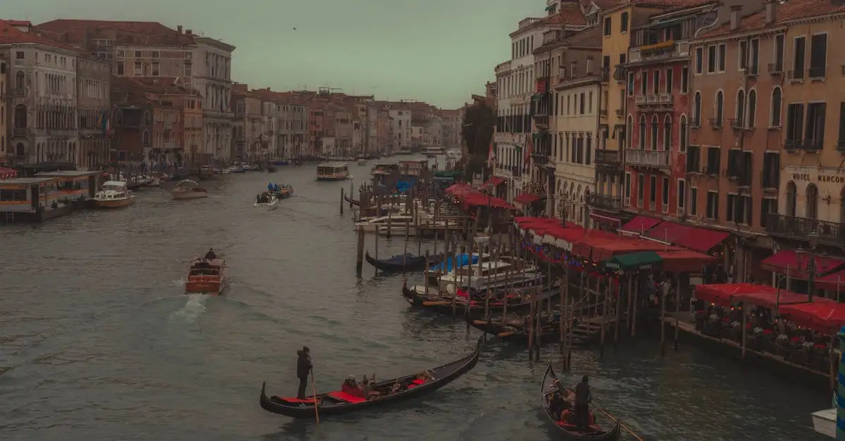 Welke stad in Italië is beroemd om scheepsbouw?