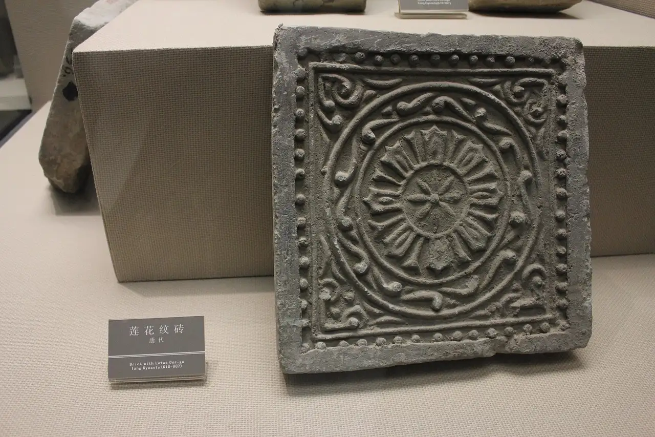 Hoe beïnvloedde de Tang-dynastie de Japanse cultuur?