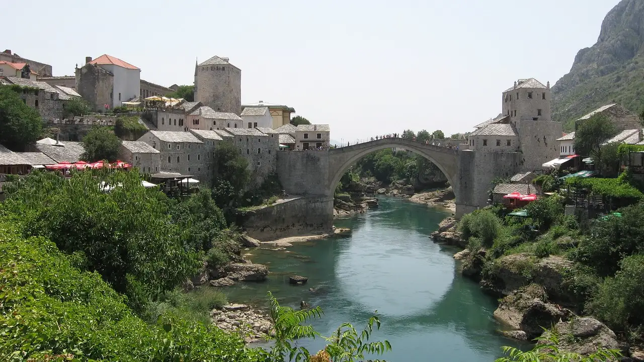Hoe beïnvloedde het Ottomaanse bestuur Bosnië-Herzegovina?