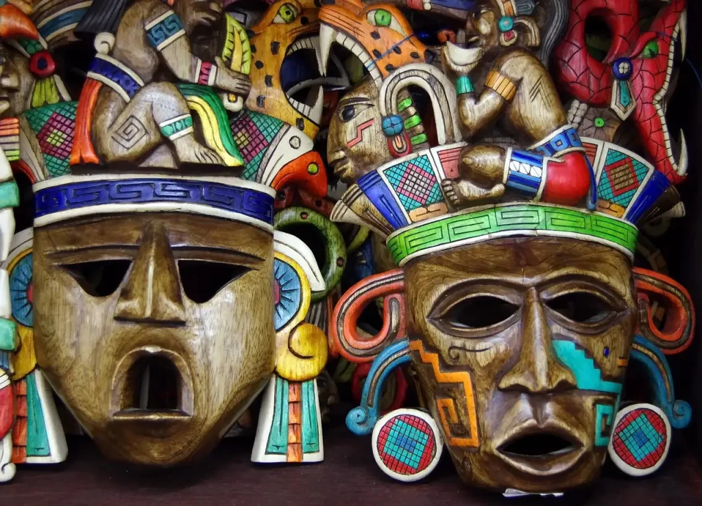 Hoe gebruikten de Maya's tatoeages en lichaamsversieringen?