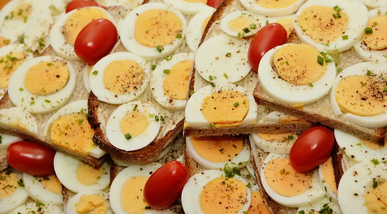 Hoe klop je eiwit sneller stijf met een koude kom?