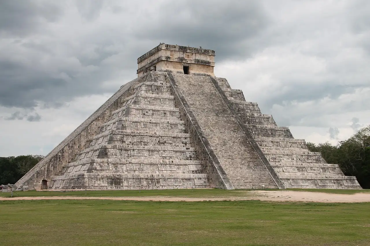 Hoe organiseerden de Maya's hun leger effectief?
