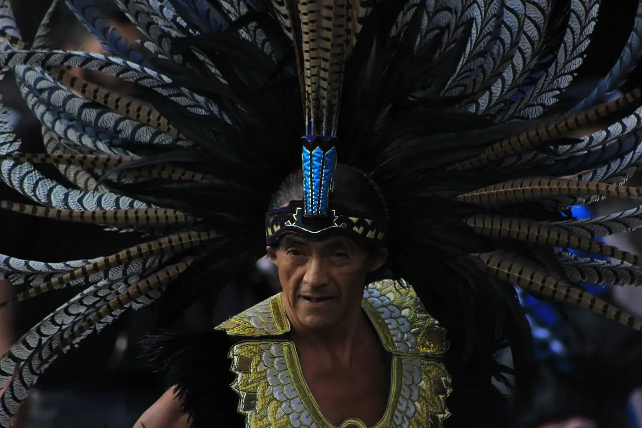 Hoe was de organisatie van de Azteekse samenleving?