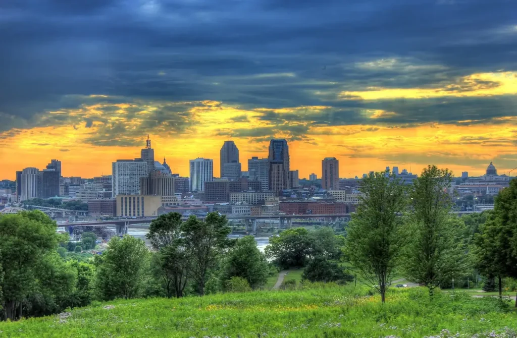 Wat is de beknopte geschiedenis van Minnesota?