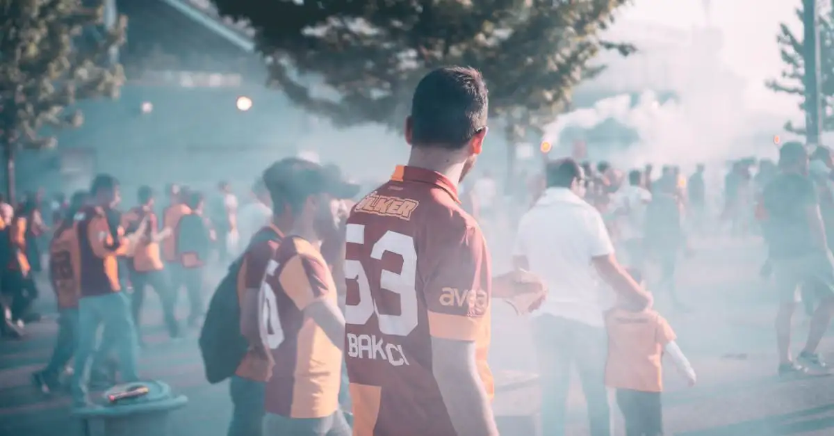 Wat is de thuisstad van Galatasaray in Turkije?