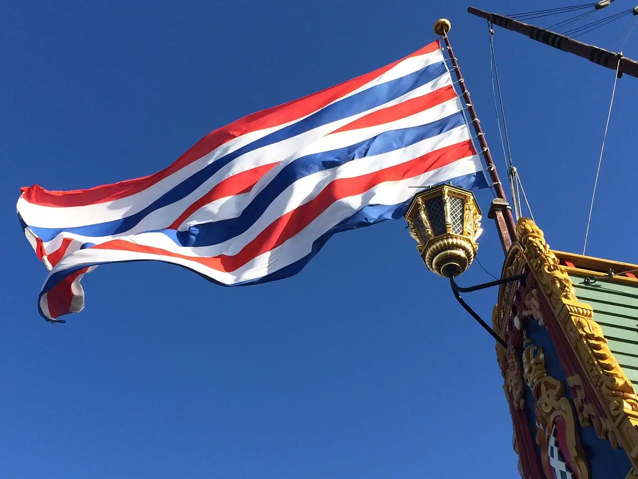 Wat was de belangrijkste export van Japan naar Europa via de VOC?
