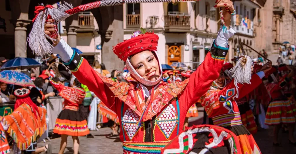 Wat was de betekenis van de tuniek van de Sapa Inca?