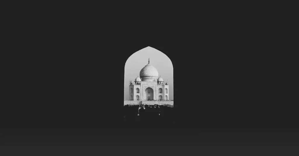 Welke stad staat bekend om de Taj Mahal?