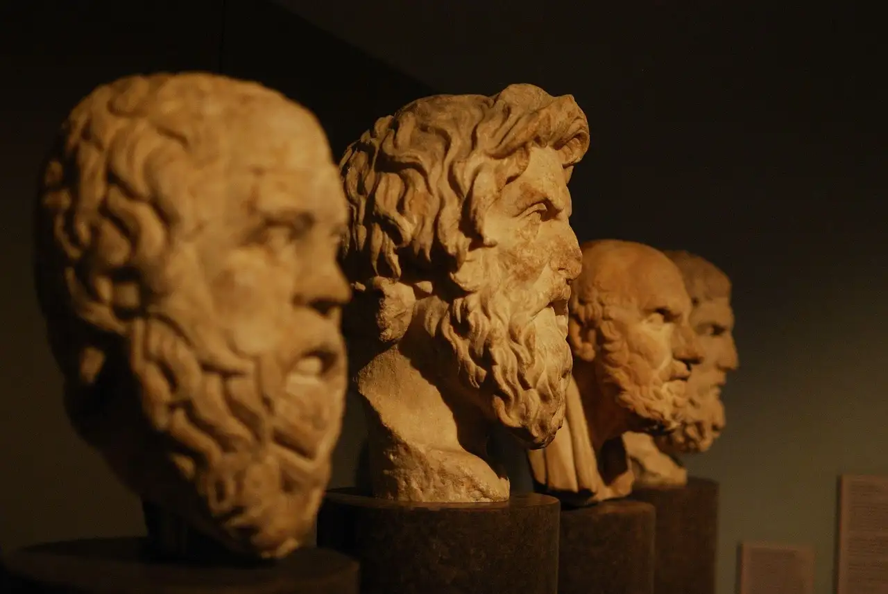 Waren Socrates, Plato en Aristoteles bevriend of tegenstanders?