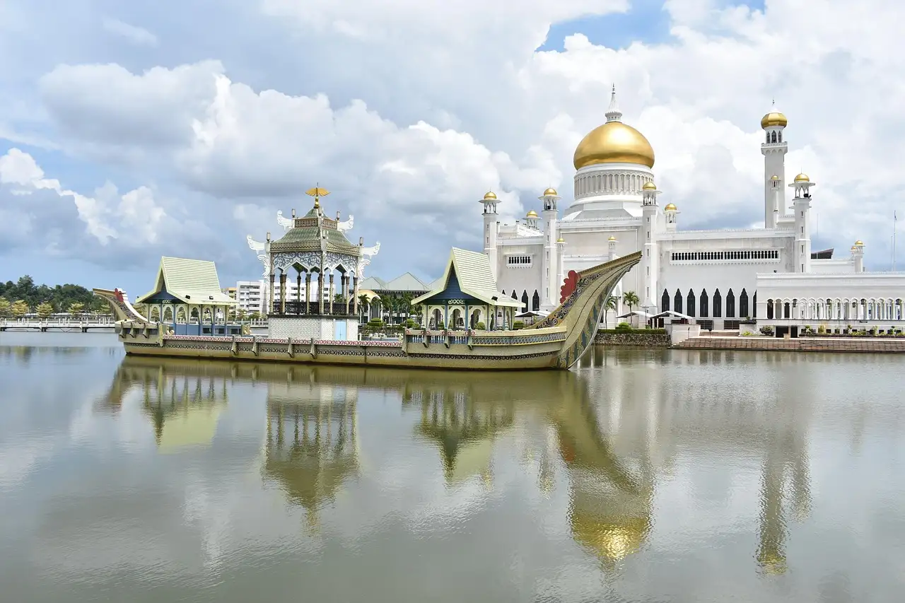 Wat is de beknopte geschiedenis van Brunei?