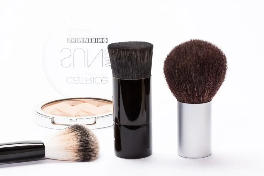 Wat is de beste make-up voor rosacea zonder schade?