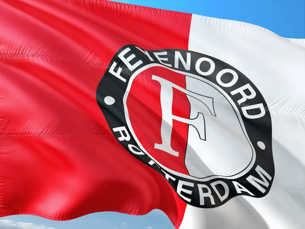 Welke spelers zijn weg bij Feyenoord? Ontdek de nieuwste transfers!