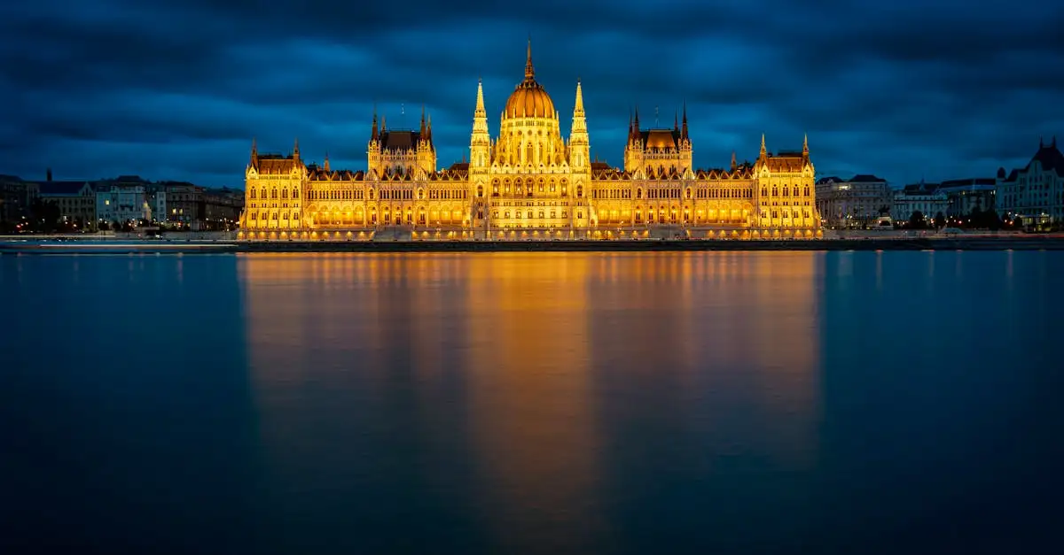Welke stad aan de Donau heeft een indrukwekkend parlement?