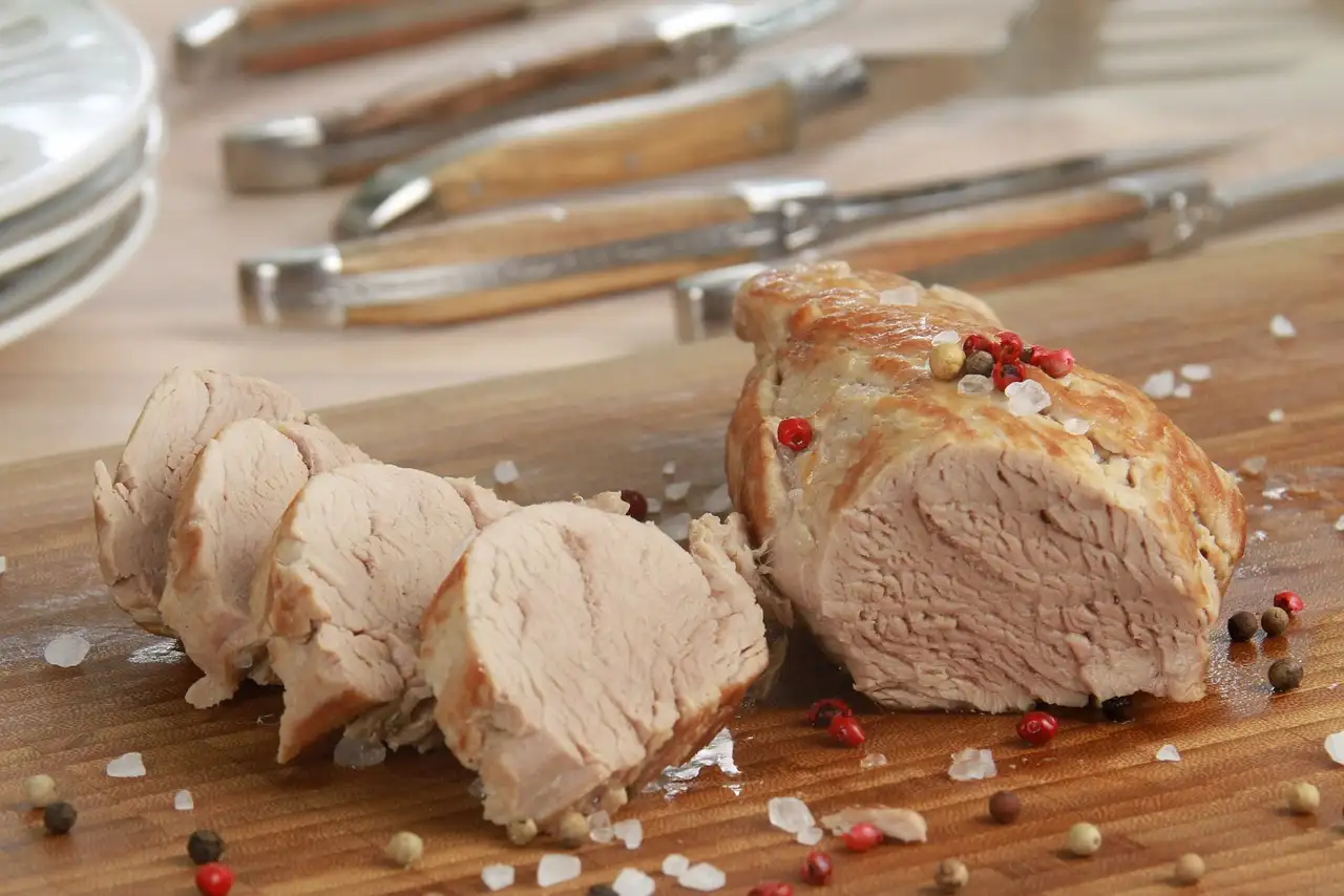 Welke wijn bij varkenshaas? Ontdek de perfecte combinaties!