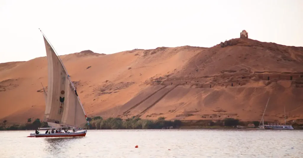 Wie was Nefertiti en wat was haar rol in Egypte?