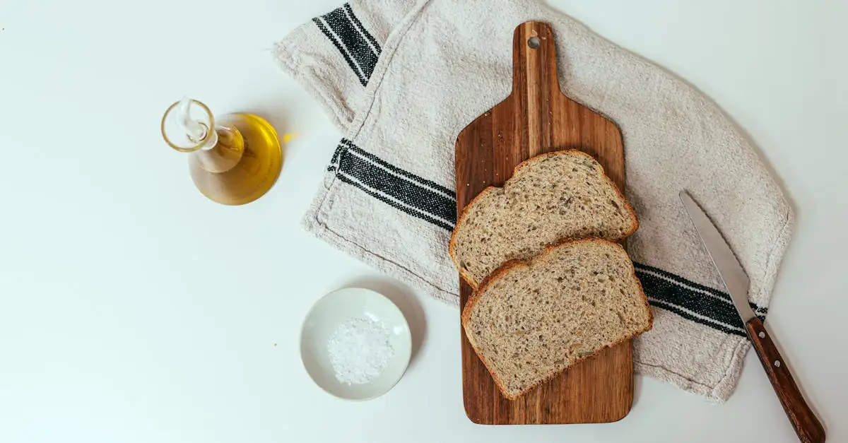 Hoe houd je versgebakken brood langer vers met een doek?