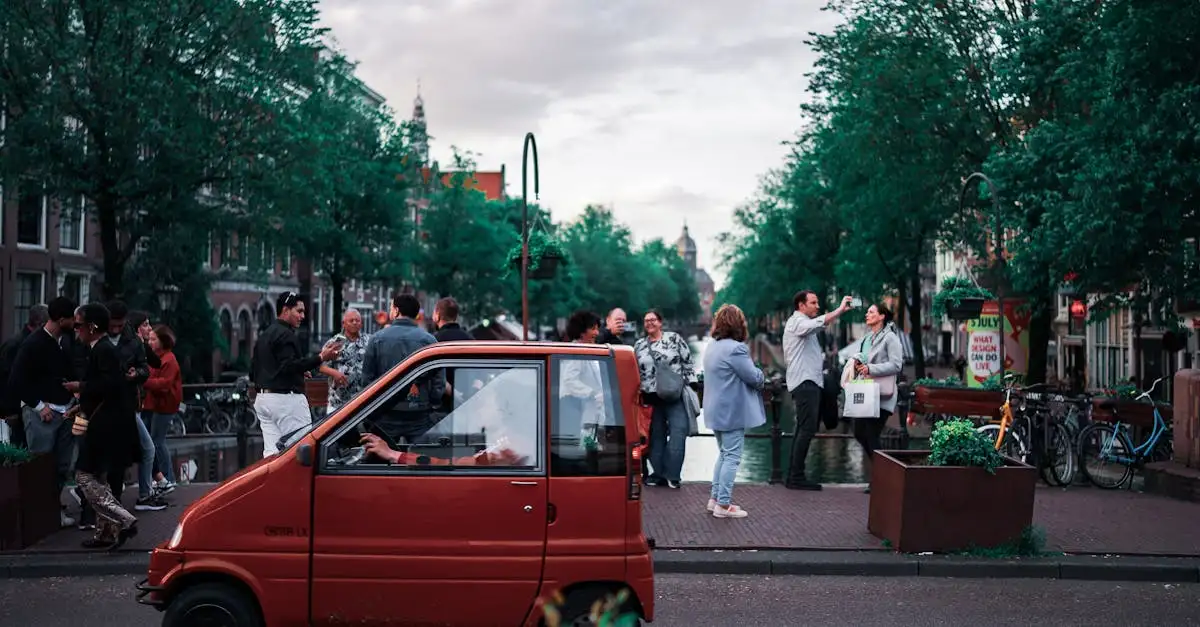 Hoe lang is het vanaf Amsterdam met de bus of trein naar Tbilisi? Ontdek reistijden!