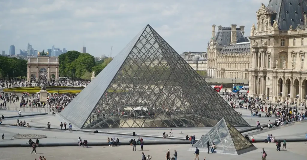 Wat is de naam van het kunstmuseum in Montréal?