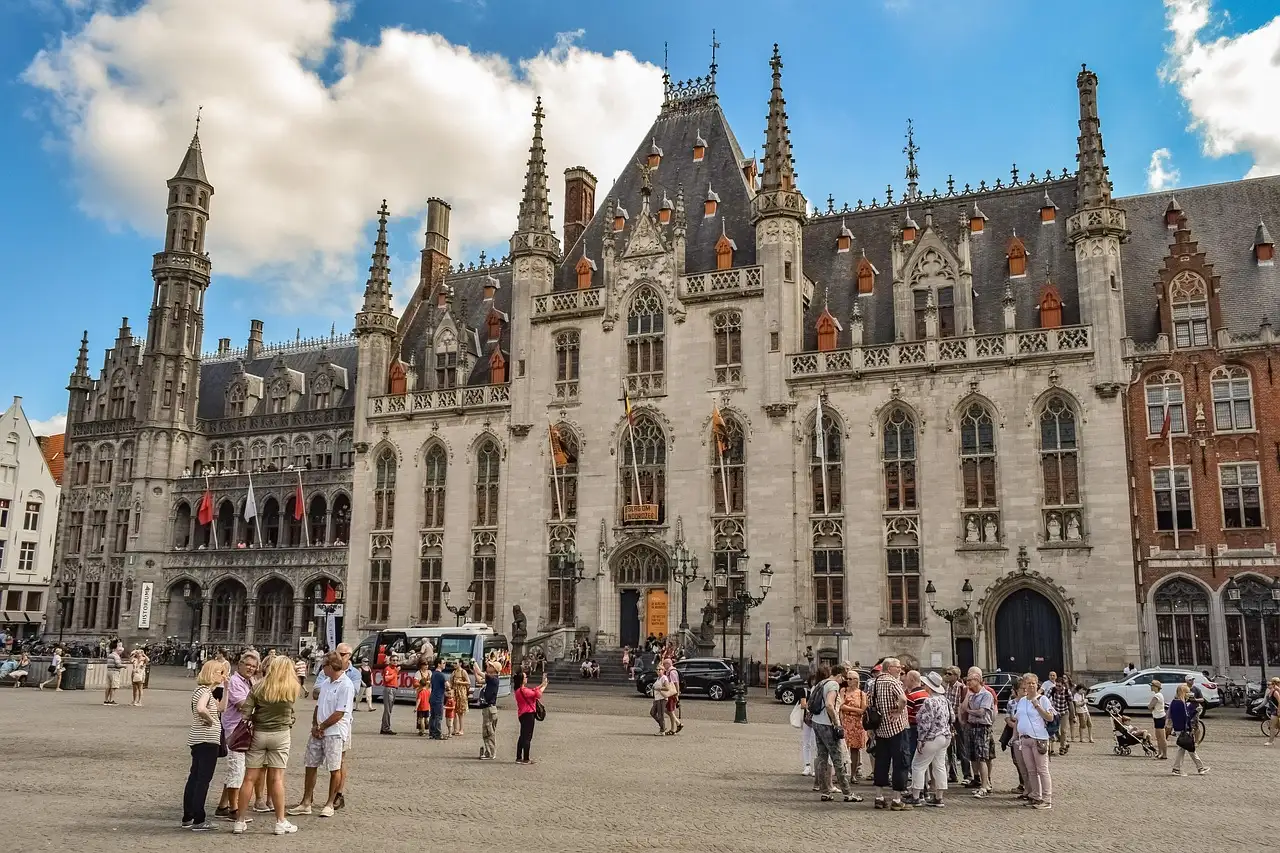 Wat was de naam van de beroemde markt in Vlaanderen?