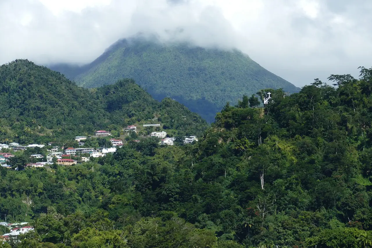 Wat zijn de top 3 bezienswaardigheden in Dominica?