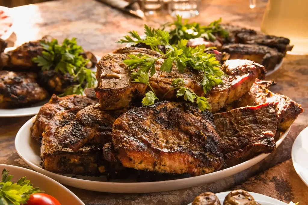 Welk vlees bij wortelstamppot? Ontdek de beste combinaties!